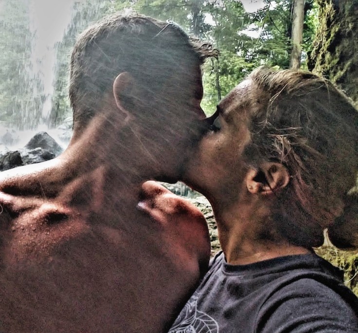 PicsArt_01-20-11.06.18